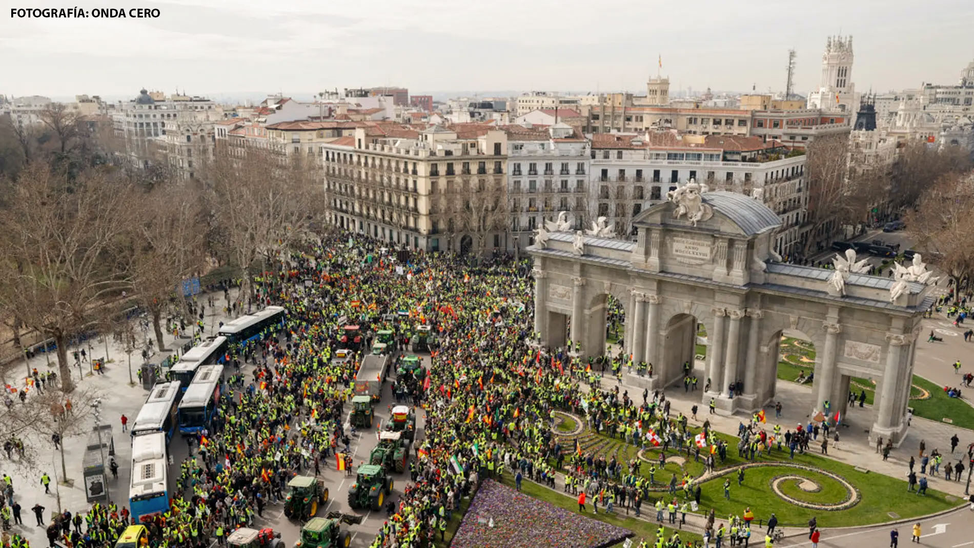 puertaalcalamanifestacion21F